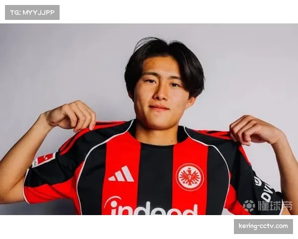 法兰克福与日本中场完成续约，粉碎转会传言